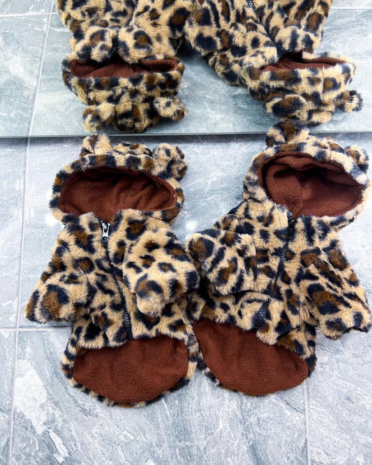 Leopard coat