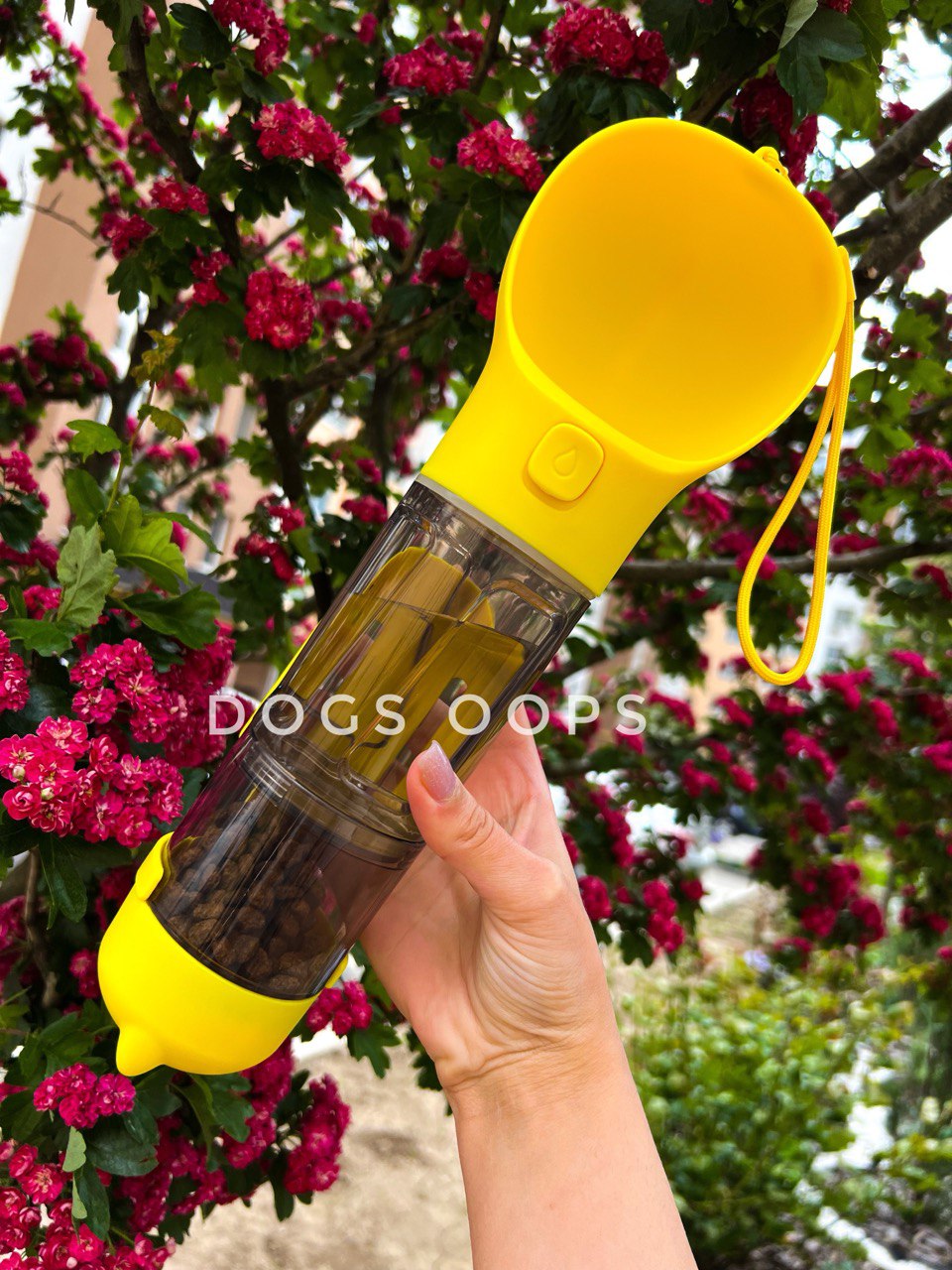 Portable drinker-feeder for walks and travels