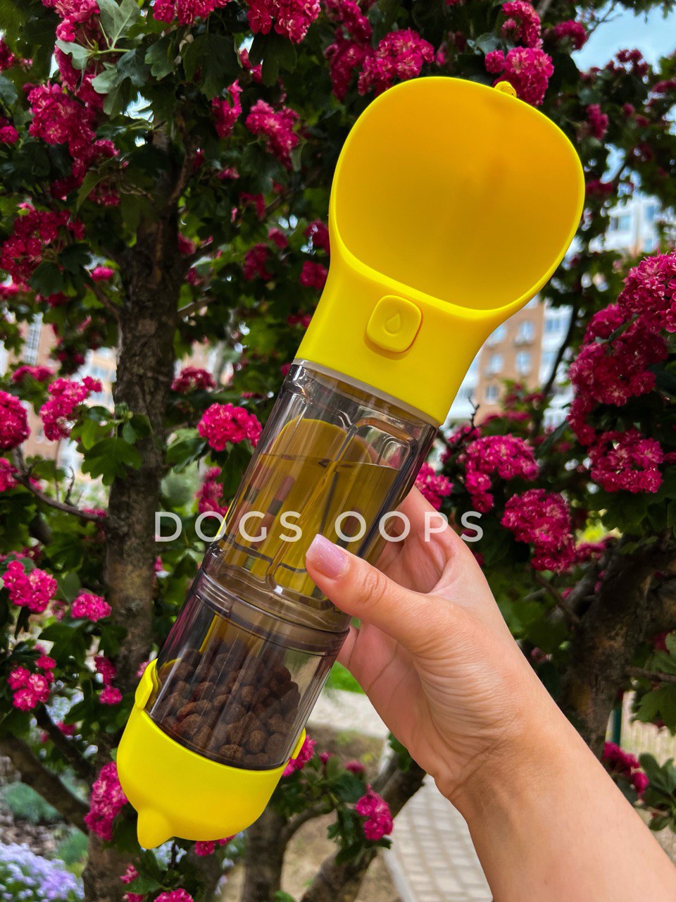 Portable drinker-feeder for walks and travels