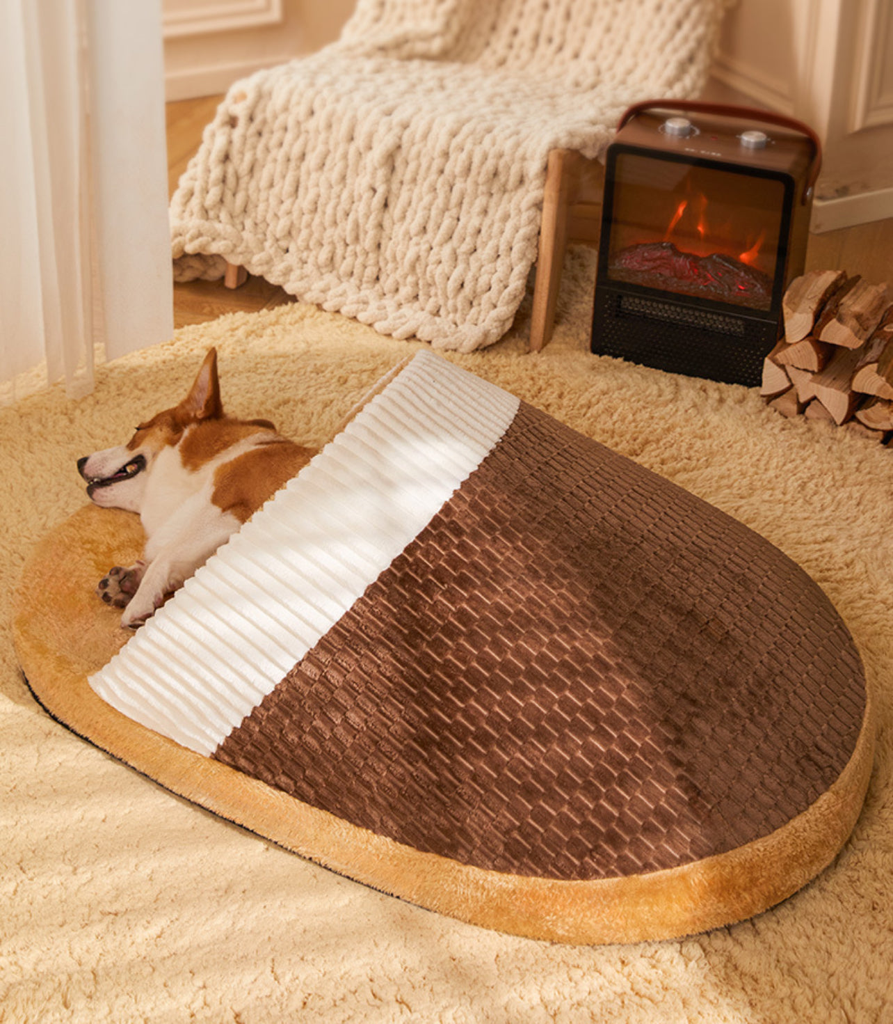 Slipper bed for dogs and cats