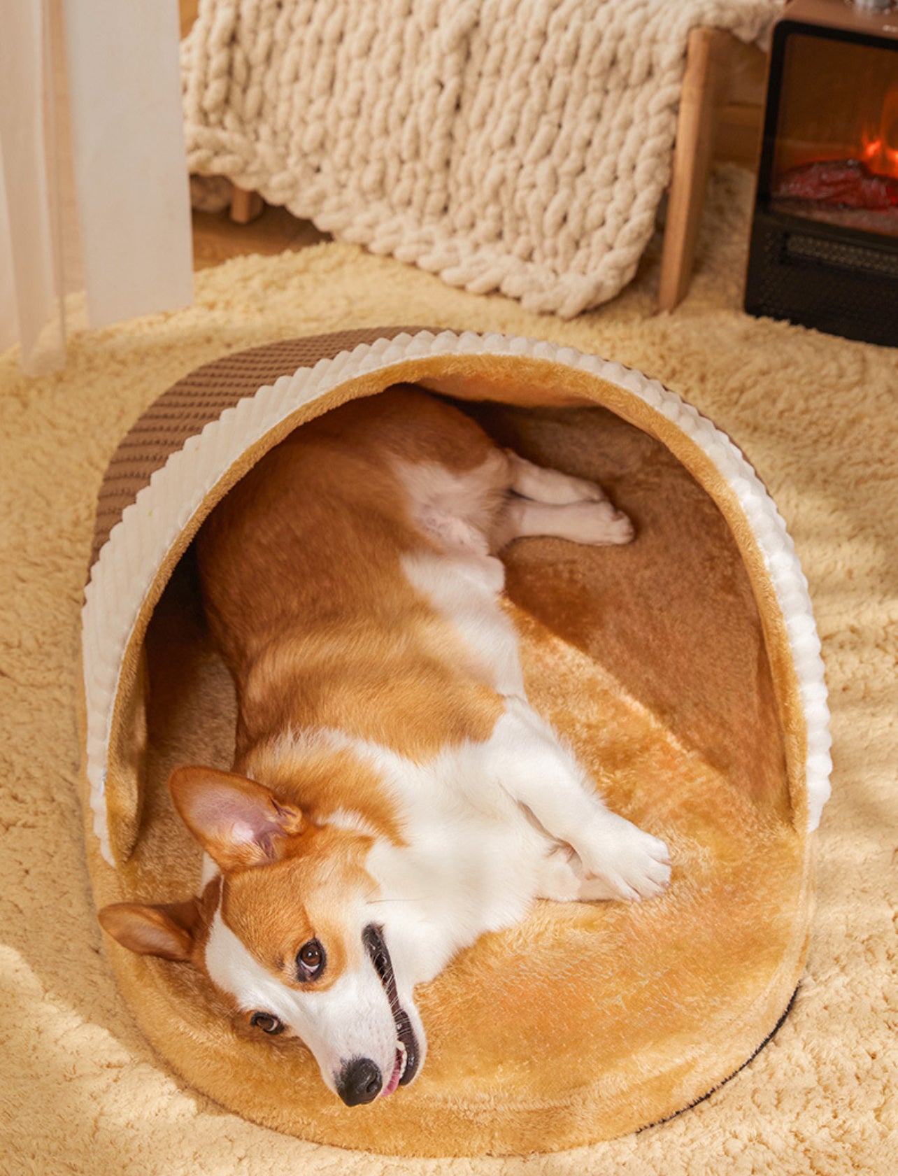 Slipper bed for dogs and cats